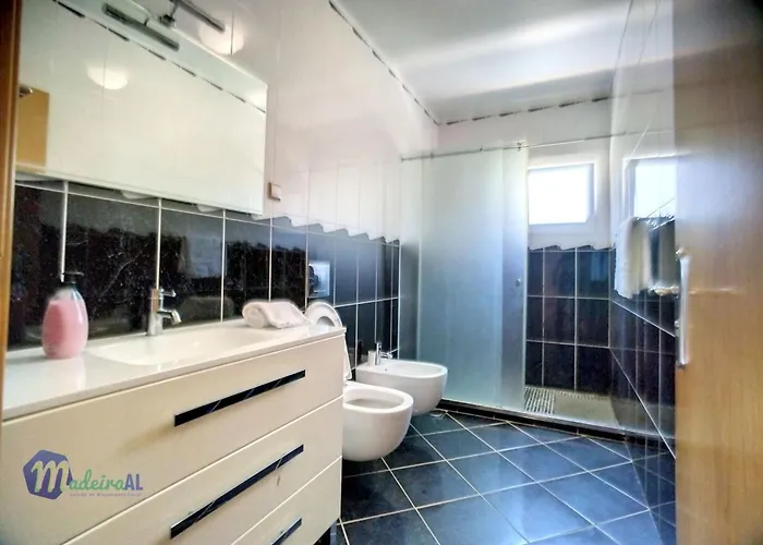 Yohannas By Interhome * Campanário