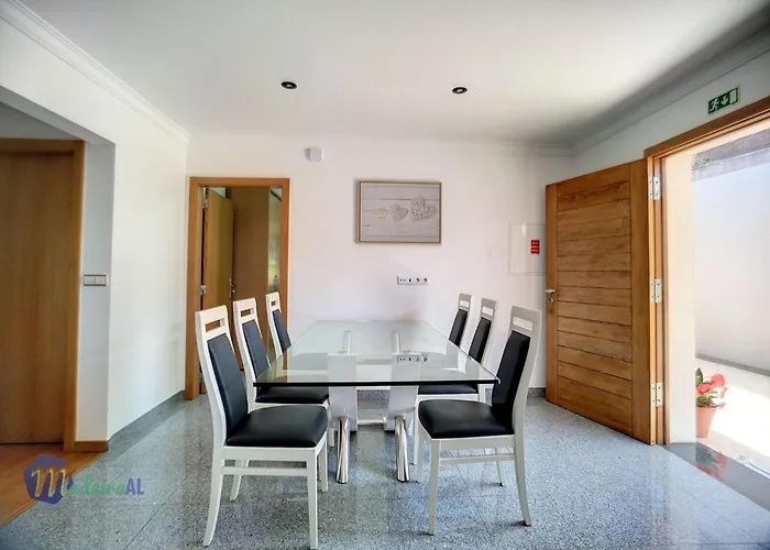 Yohannas By Interhome *