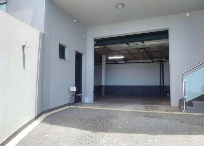 Yohannas By Interhome *